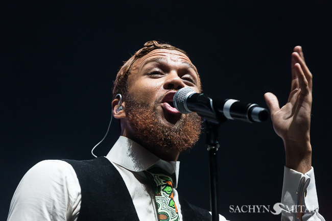 Jidenna Opening for Stromae on October 1st, 2015.