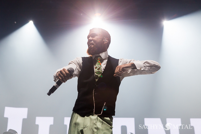 Jidenna Opening for Stromae on October 1st, 2015.