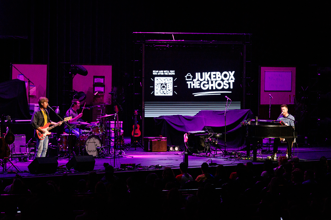 Jukebox the Ghost at Legendary Radio City (Photos)